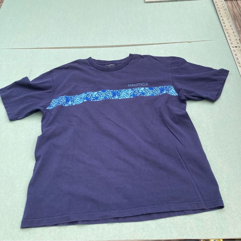 Vintage 90s made in USA Nautica coral wrap around graphic tee
